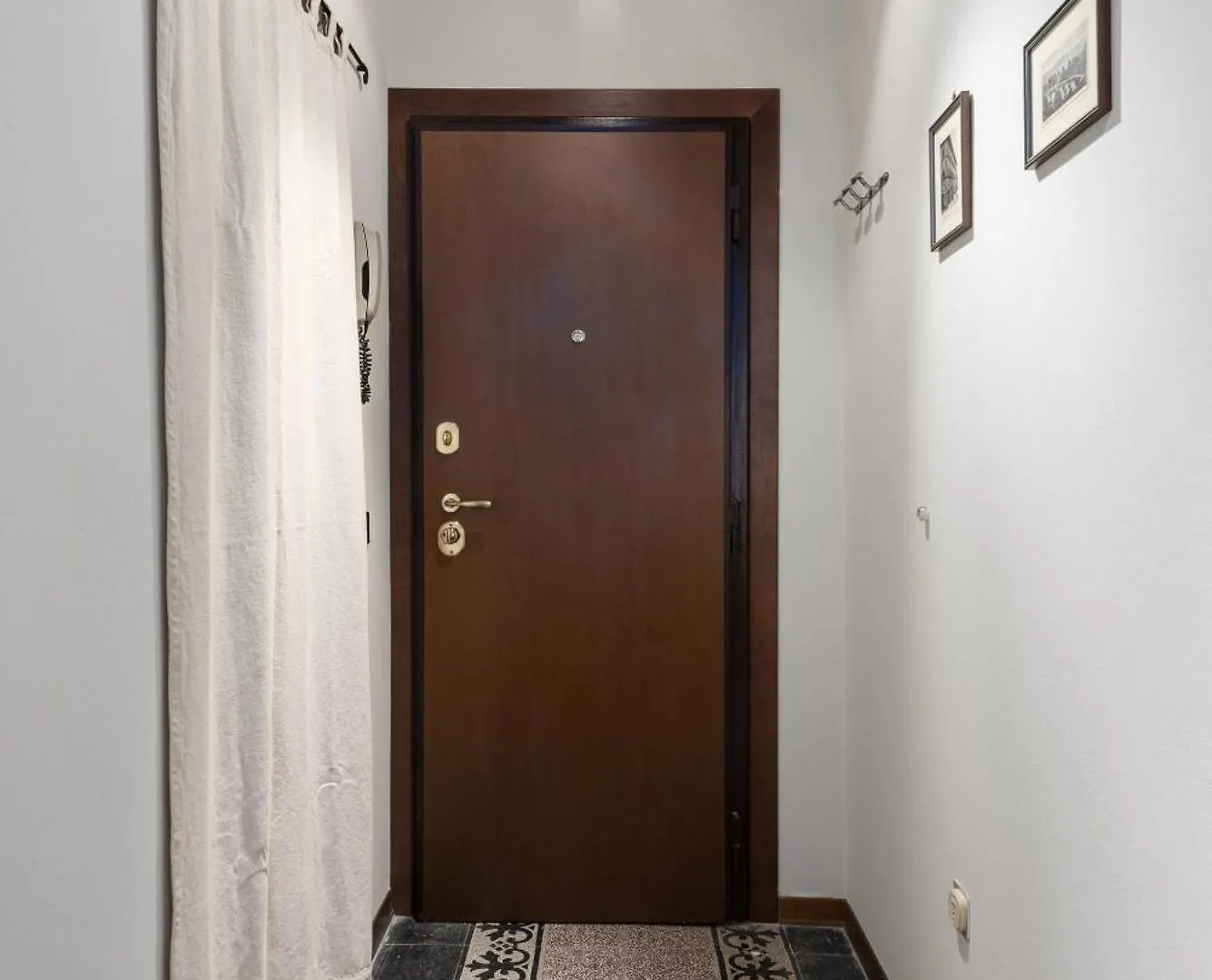 Unyca - La Loggia Suite 0*, Florence Italy