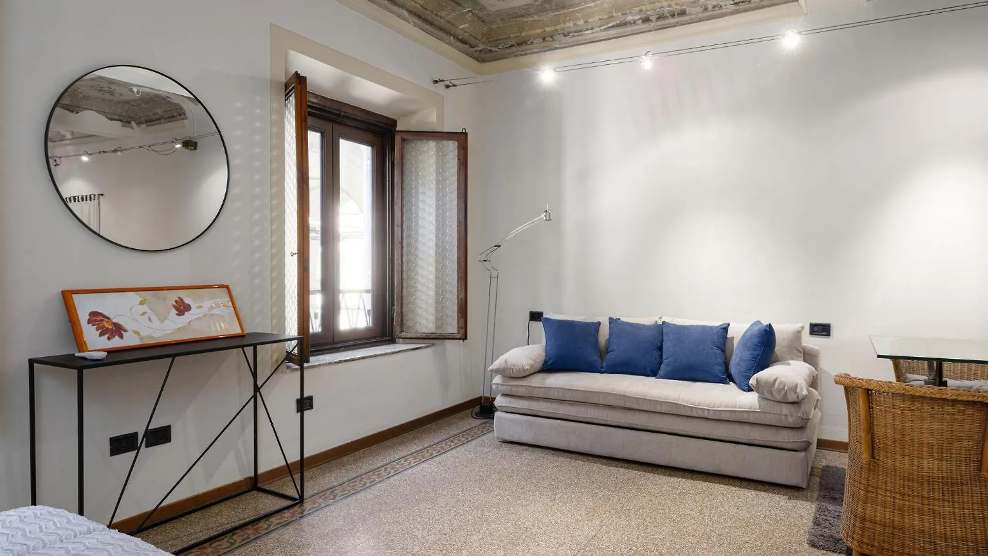 Unyca - La Loggia Suite Apartment Florence